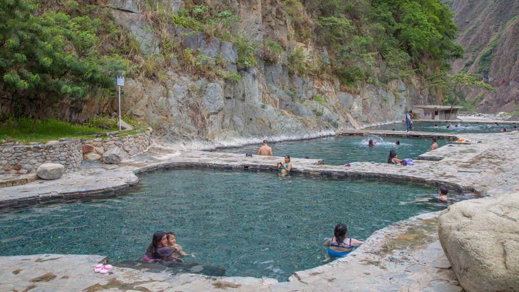 The thermal baths of Cocalmayo are visited on almost every Coffee Route to Machu Picchu - RESPONSible Travel Peru