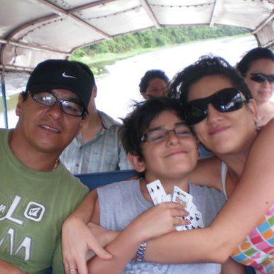 Percy, Santiago, Analía. The Sanchez Sarfati Family | Responsible Travel Peru