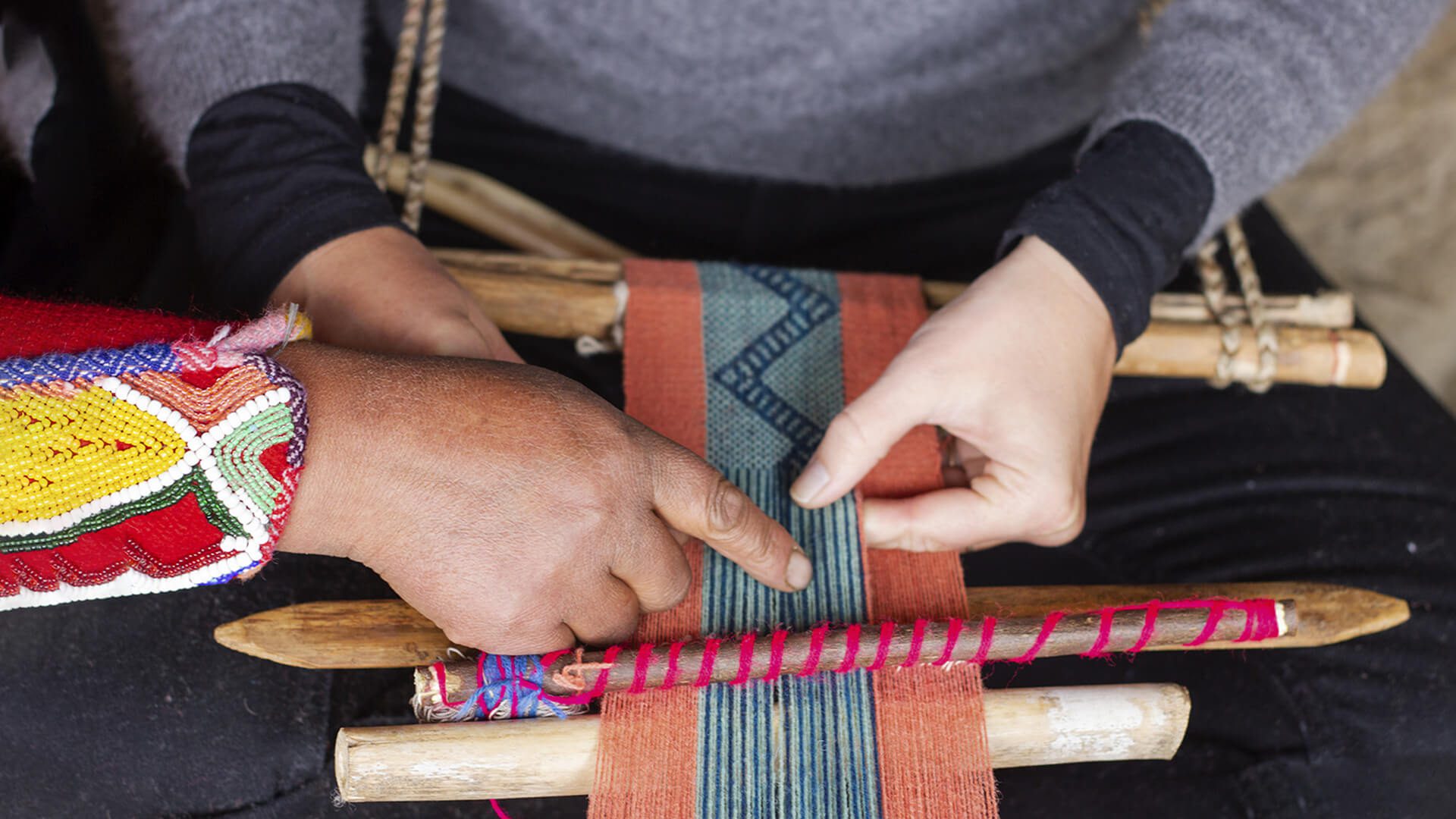 Ultimately you will create a piece with your own hands, with personalized instruction and close mentoring from the cooperative's artisans.