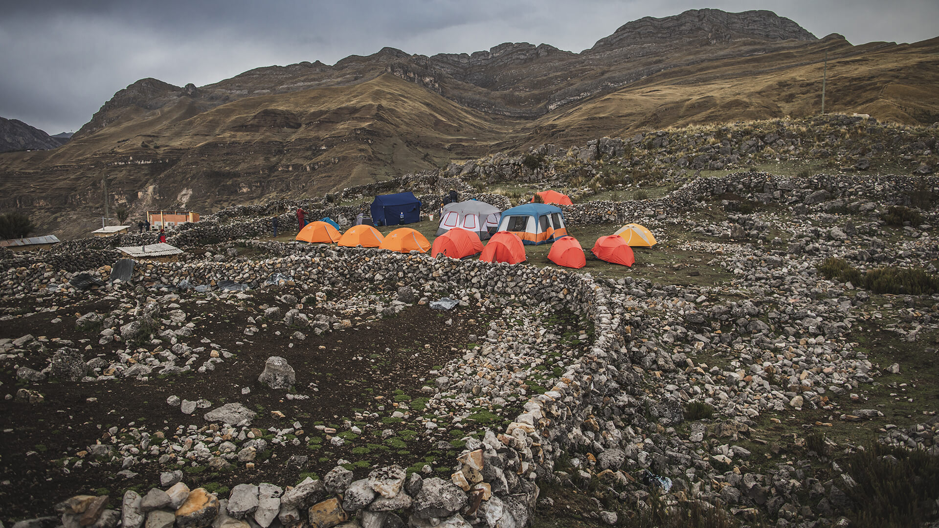 Camp setup along the Great Inca Road | RESPONSible Travel Peru