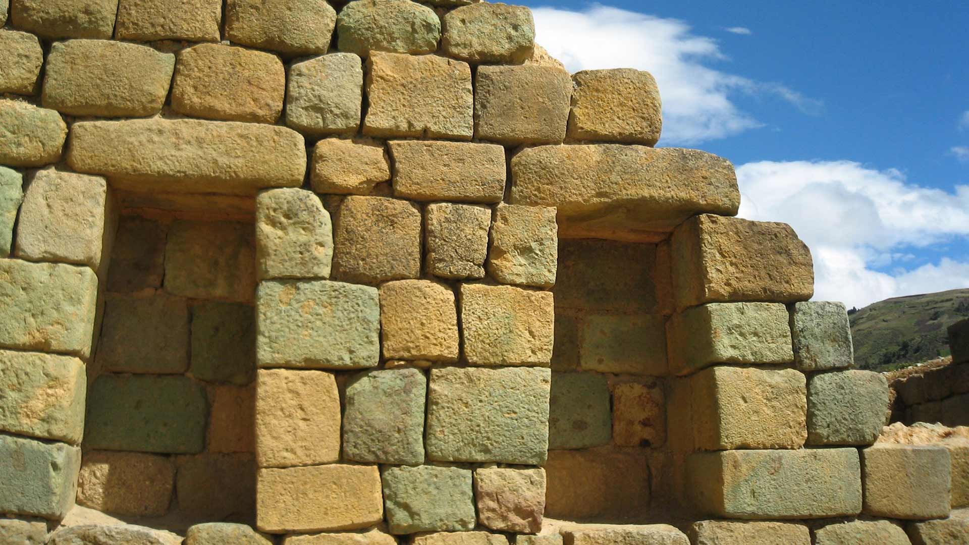 Impressive Inca stoneworks at Ingapirca, Ecuador on our Trip from Baños to Cuenca with Impactful Travel